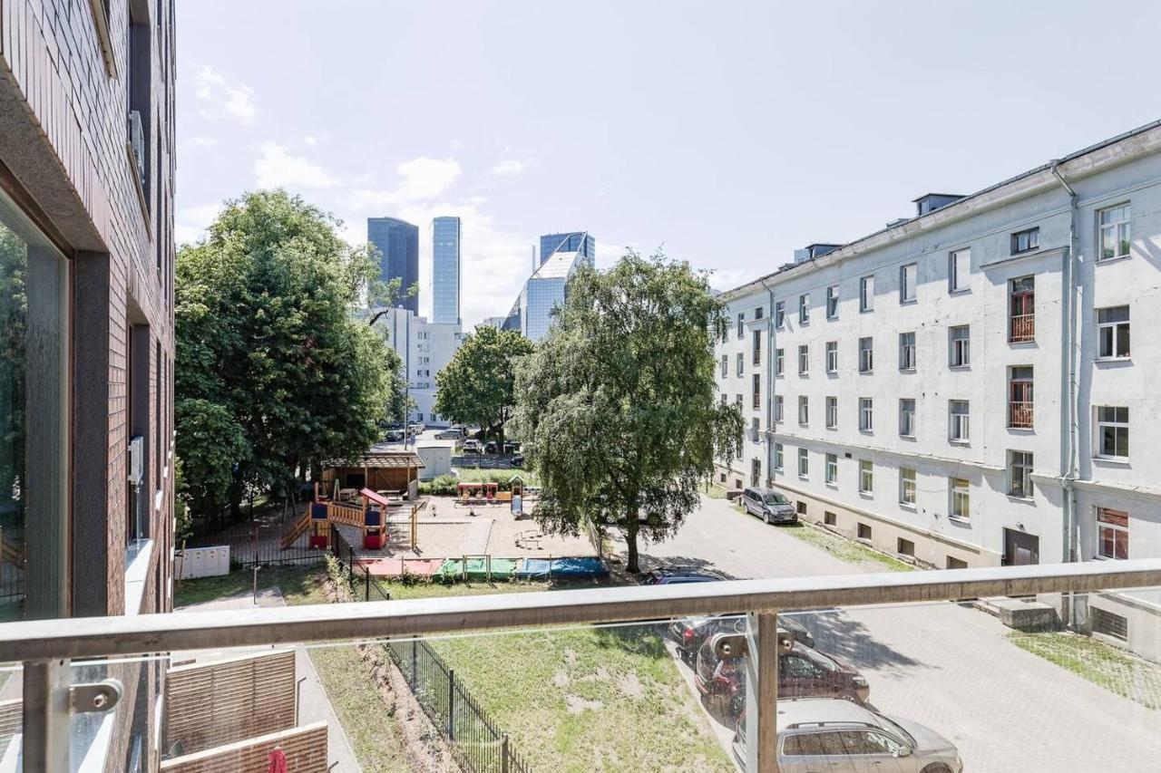 Central Apartments, Quiet With Free Parking And Ac. Reval Esterno foto