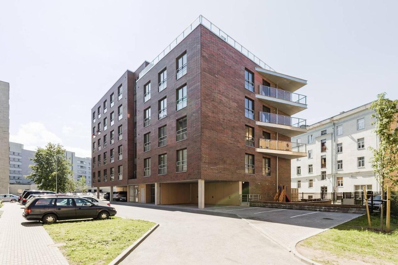 Central Apartments, Quiet With Free Parking And Ac. Reval Esterno foto
